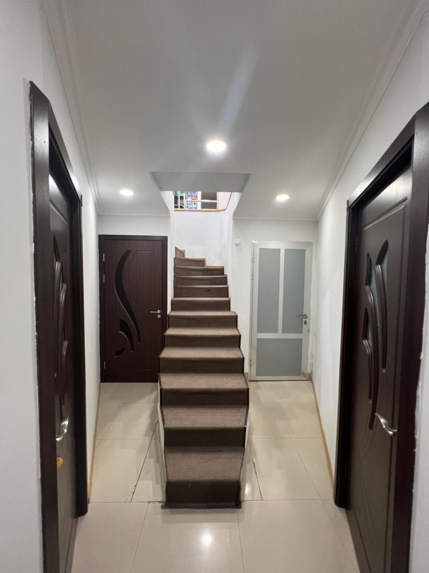 Guest House Northern Avenue Yerevan Exterior photo