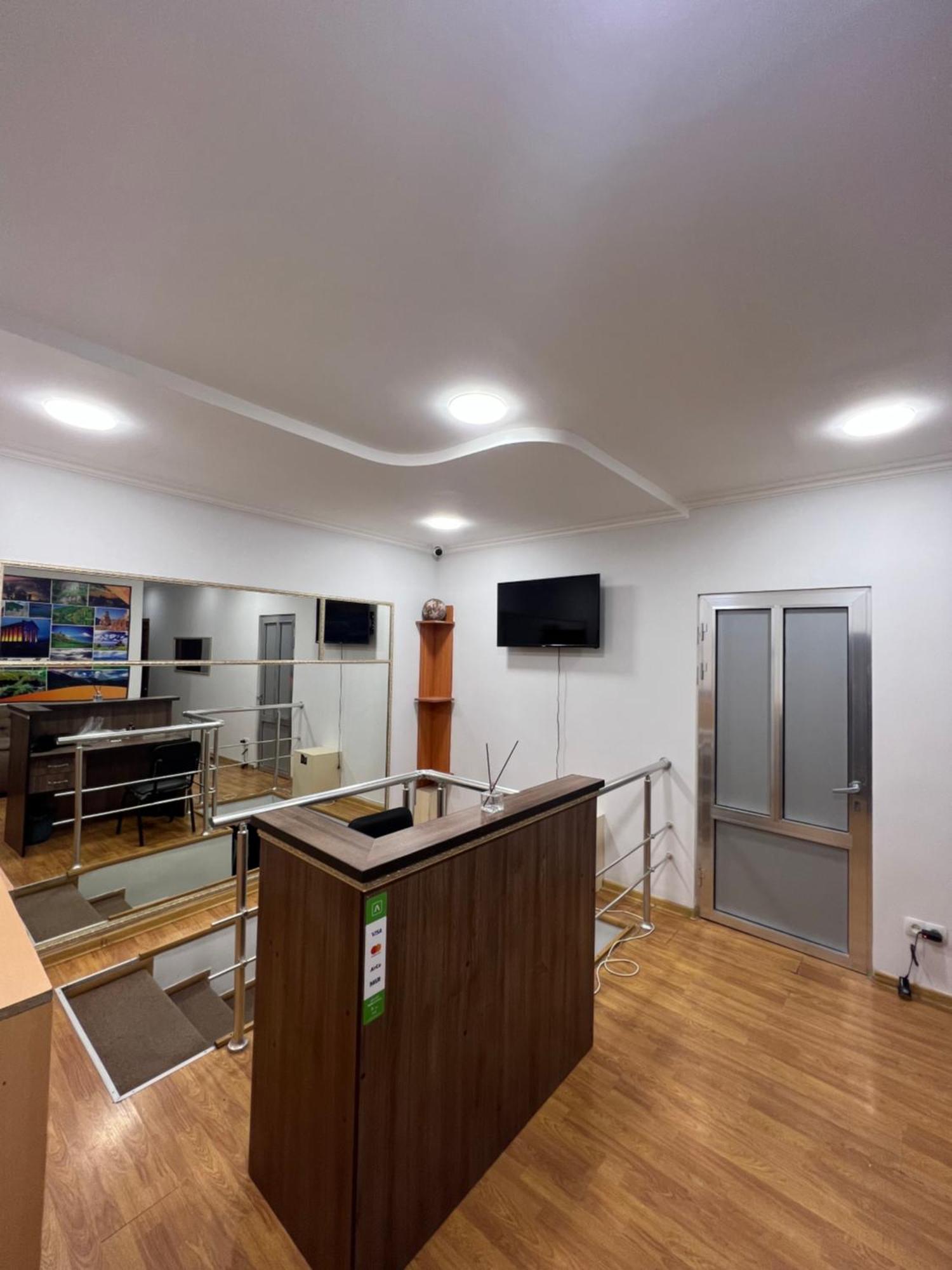 Guest House Northern Avenue Yerevan Exterior photo