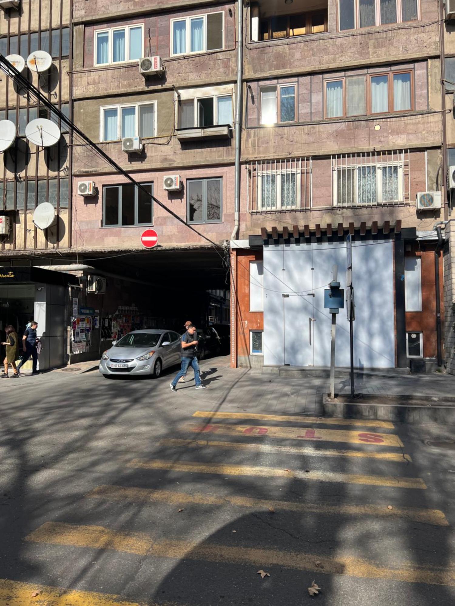 Guest House Northern Avenue Yerevan Exterior photo
